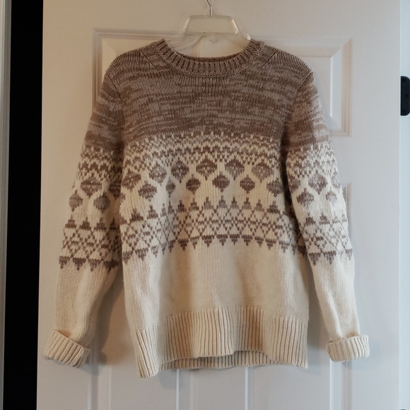 Banana Republic Sweaters - Banana Republic Crew Neck Sweater